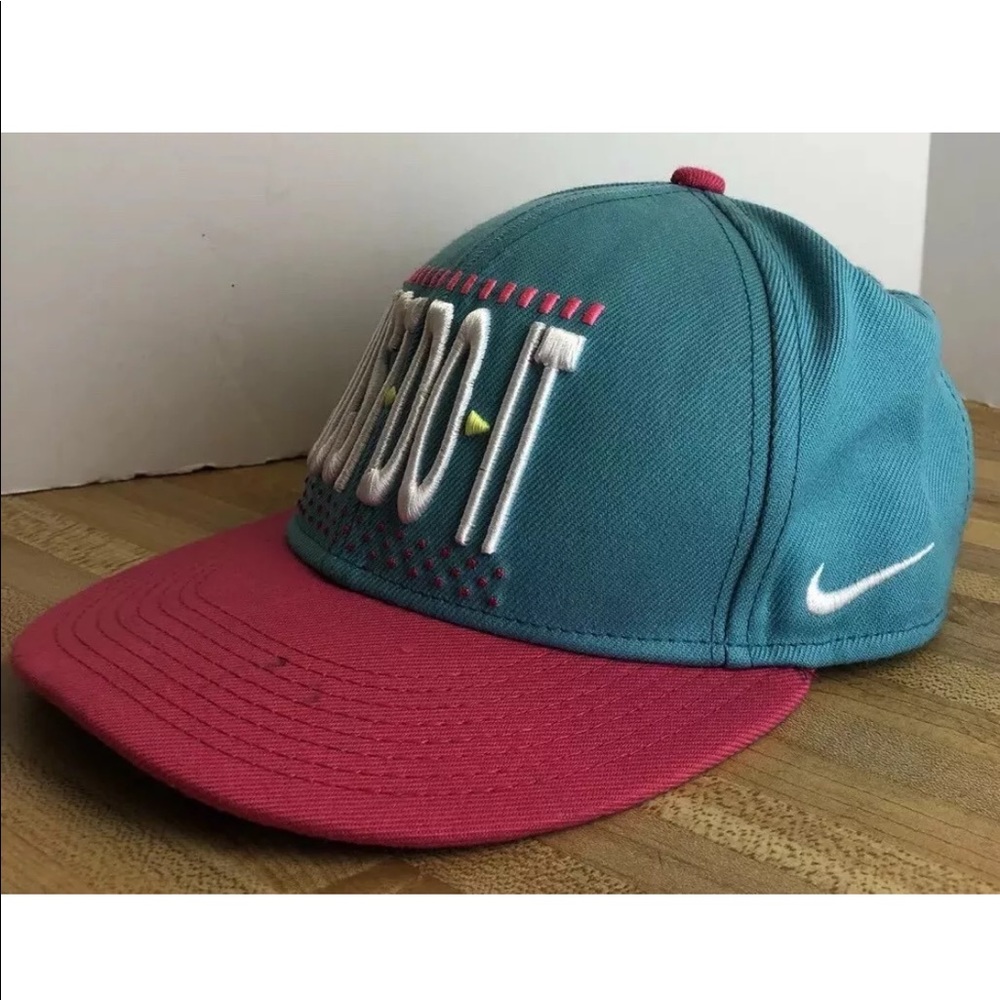 NIKE JUST DO IT SNAP BACK CAP ONE SIZE TURQUOISE